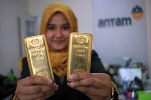 Cek Harga Emas Antam Naik Rp6.000 per Gram