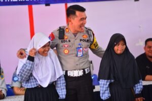 Kasatlantas Brebes Mengajar di SLB Edukasi Tertib Lalu Lintas