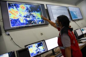 Waspada Gelombang Tinggi hingga 3 Oktober di Penyeberangan Bali