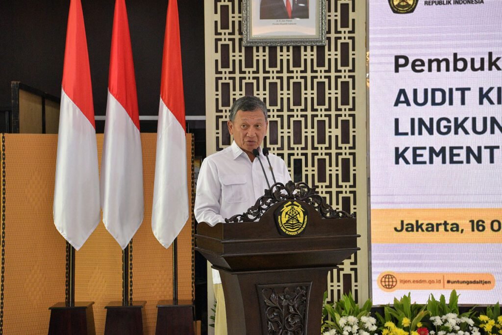 Menteri ESDM Tegaskan Pembagian Rice Cooker Gratis Bukan Politis