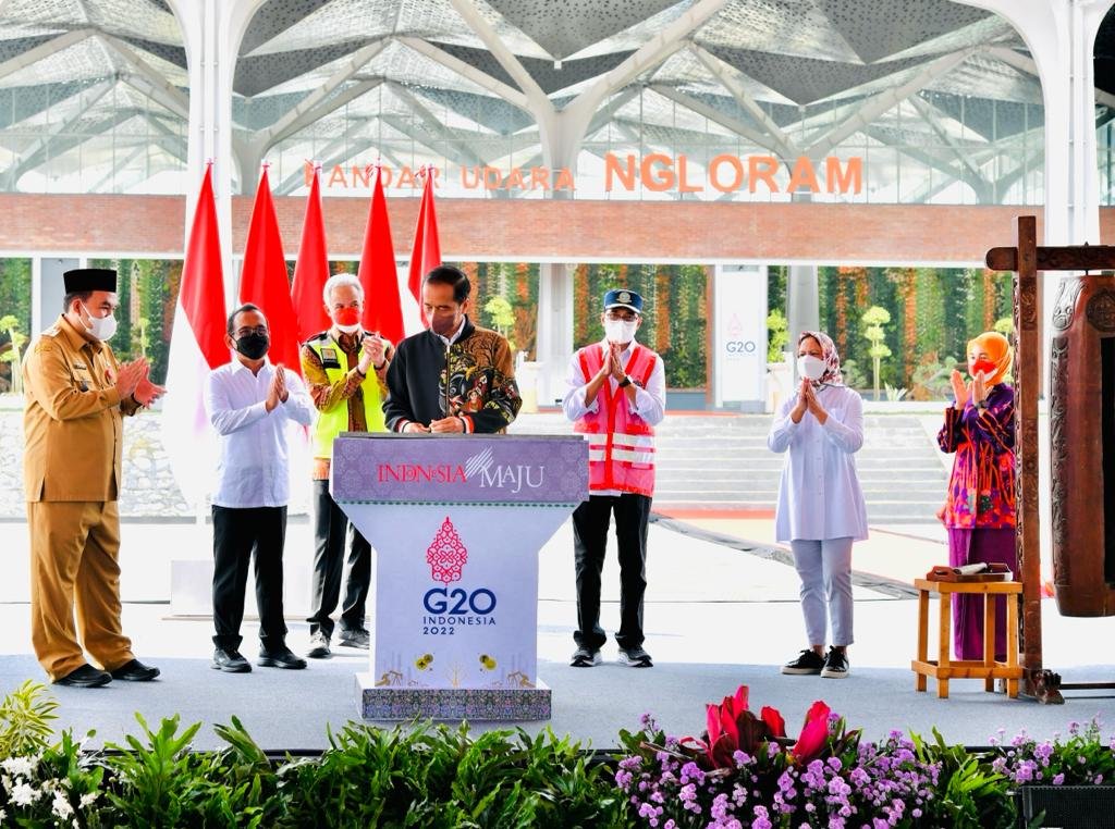 jokowi alami penurunan kepercayaan dari masyarakat