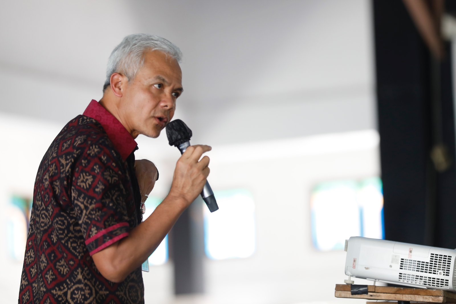 ganjar sebut hasil survei
