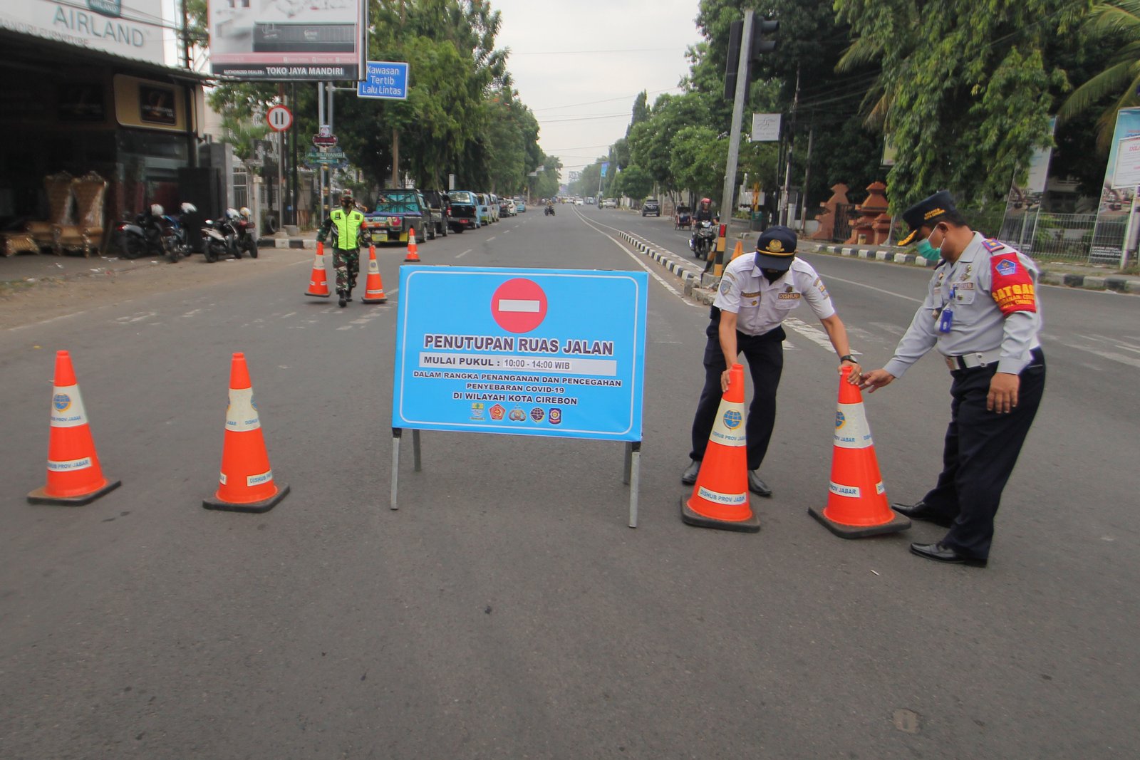 jalan sudirman-thamrin ditutup