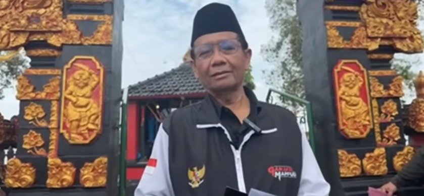 Prabowo Nilai Hak politik mahfud untuk Mundur