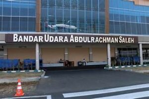 Erupsi Gunung Semeru, Bandara Abdulrachman Saleh di Malang Ditutup