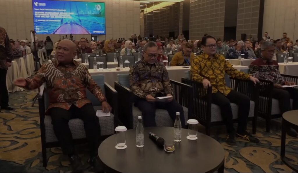 Mantapkan Program Kerja, Mendag Pimpin Raker di Semarang