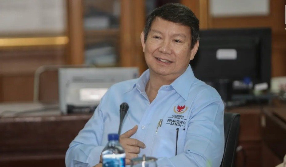 Hashim Tegaskan Prabowo Tak Akan Mundur dari Kabinet
