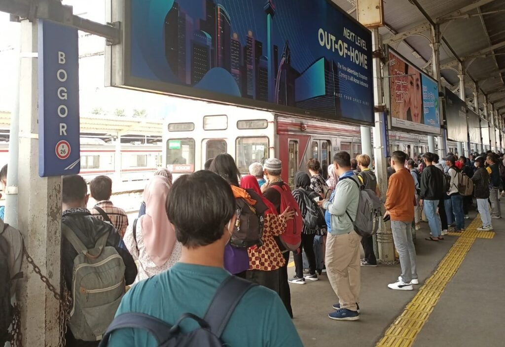 Survei Sebut Kondisi Ekonomi Indonesia Paska Pemilu 2024 Suram