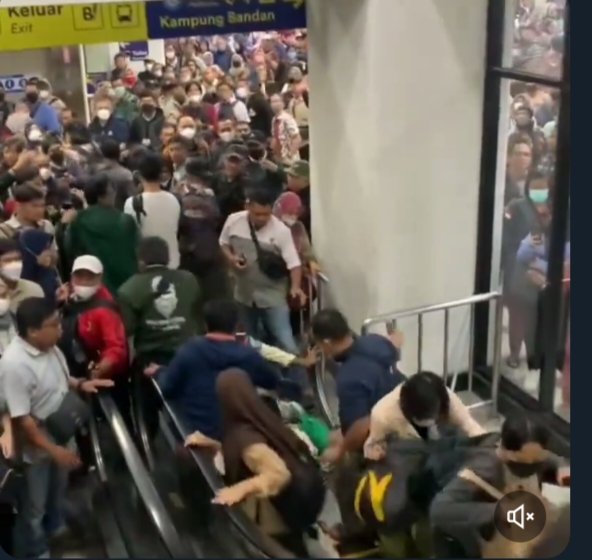 Kasus Eskalator di Stasiun Manggarai Bikin Trauma, KAI Minta Maaf