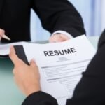 Fenomena Sarjana Overqualified: Cermin Krisis Lapangan Kerja