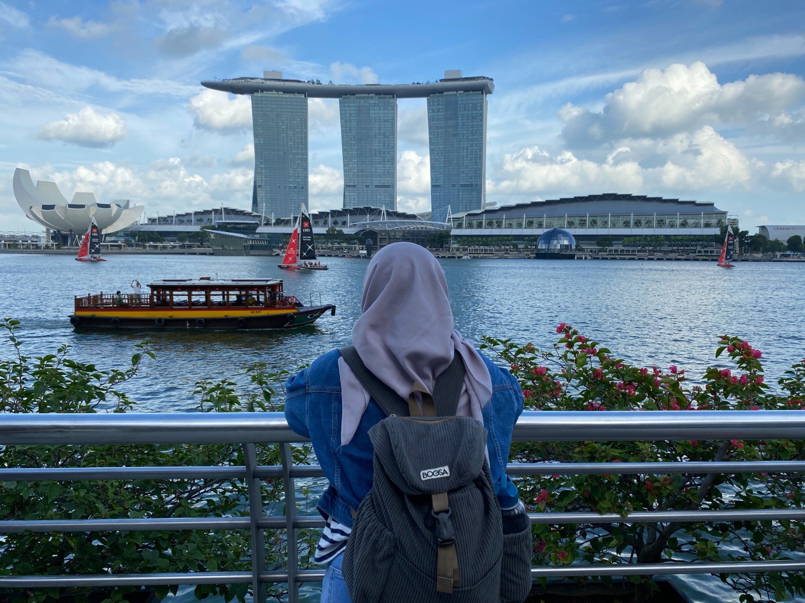 Singapura Naikkan Ambang Gaji Pegawai Asing Jadi Rp65 Juta