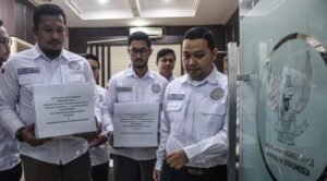 Tim AMIN Bertekad akan Buat Hotman Nangis, Otto Masuk Kamar