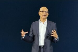 Janji Luhut ke Bos Microsoft Usai Tanam Investasi Rp 27,6 Triliun