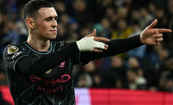 Cukur Brighton 4-0, Man City Tempel Arsenal