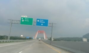 Daftar Tarif Tol ke Cirebon, Semarang, Yogyakarta dan Surabaya