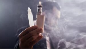 Sering Nge-vape, Paru-paru Pria 22 Tahun Tidak Berfungsi