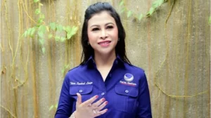 Putri SYL Bantah Dibelikan Tas, Sepatu dan Anting dari Uang Kementan