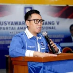 Ridwan Kamil vs Anies Baswedan: Duel Sengit di Pilkada DKI 2024, Kaesang Pangarep Kuda Hitam