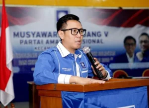 Ridwan Kamil vs Anies Baswedan: Duel Sengit di Pilkada DKI 2024, Kaesang Pangarep Kuda Hitam