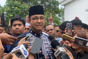 Anies Baswedan Sanggah Kritik Airlangga Terkait aktivitasnya Dalam Pilkada DKI 2024