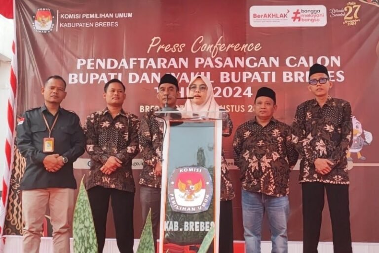 Hari Pertama Pendaftaran Paslon Bupati/Wakil Bupari Brebes 2024 Kosong