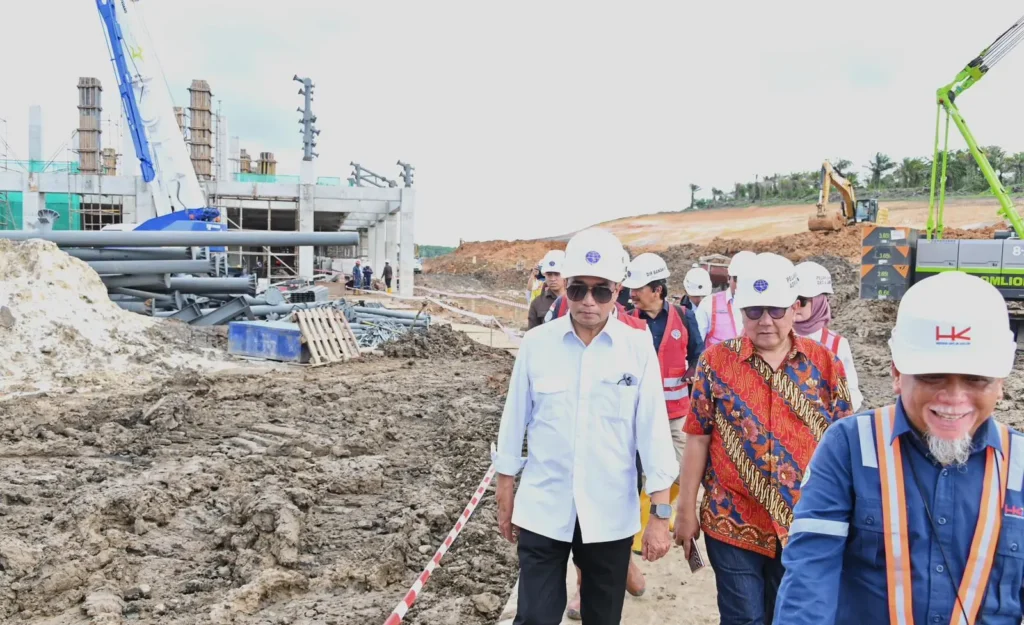 Menteri Basuki Sebut Hujan Akibatkan Pembangunan Bandara IKN Meleset dari Target