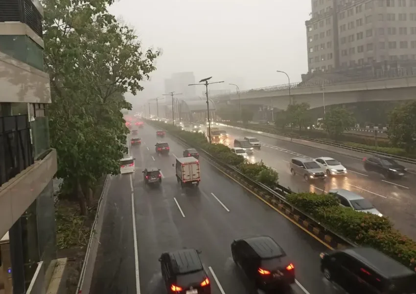 Tol Dalam Kota Dialihkan Imbas Demo, Jasa Marga Imbau Hindari Arah Senayan