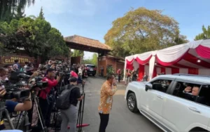 Dicopot dari BIN, Budi Gunawan Hadiri Pembekalan di Hambalang