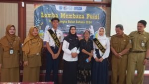Di Bulan Bahasa, SMPN 1 Kota Tegal Gelar Lomba Baca Puisi dan Menulis Cerpen