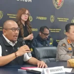 Polisi Pastikan Kenakan Pasal Berlapis untuk Tersangka Mafia Judi Online Kementerian Komdigi
