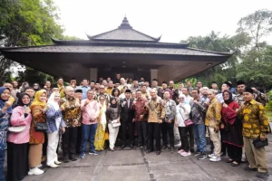 MenKop Budi Berharap Peringatan Hari Pahlawan jadi Momentum Kebangkitan Koperasi