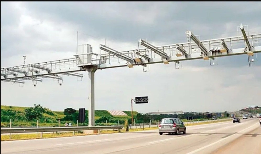 Menteri PU Dody Klaim Transaksi Non Tunai Nirsentuh Mampu Kurangi Kemacetan di Tol