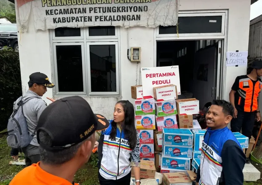 Pertamina Salurkan Bantuan Logistik bagi Warga Terdampak Tanah Longsor di Pekalongan