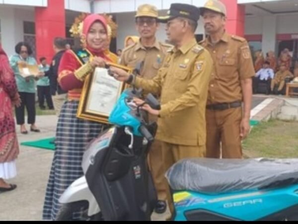 Bidan Teladan di Polman Malu Besar: Hadiah Motor Ditarik Usai Penyerahan Simbolis