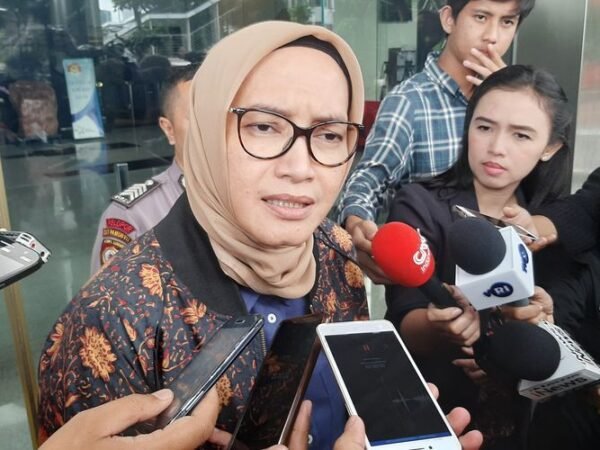 Eks Komisioner KPU Evi Novida Diperiksa KPK Soal Harun Masiku