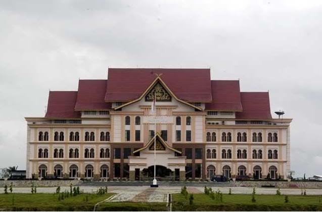 CERI Tantang Klarifikasi Rangkap Jabatan Dirut BUMD Dumai di Forum DPRD atau Aparat Penegak Hukum