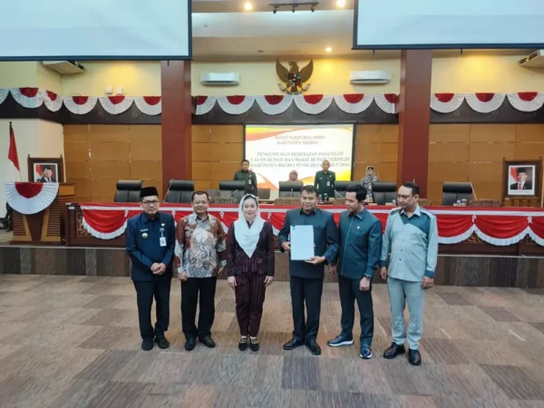 Paslon Tunggal Mitha-Wurja Ditetapkan DPRD sebagai Bupati-Wakil Bupati Brebes 2025-2030