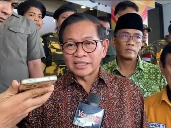 Gubernur DKI Pastikan 6.652 Ijazah Tertahan di Jakarta Diputihkan Tahun Ini