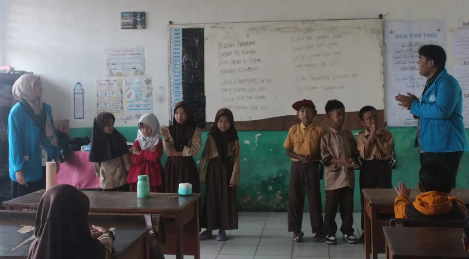 Hari ke empat ICM: Sosialisasi Kebersihan untuk Murid SDN Cibunian 01