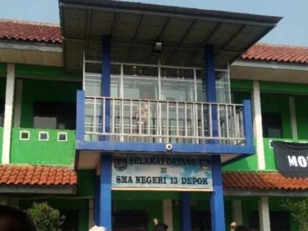 Kasus Pungutan Liar: Kepala SMAN 13 Depok Kembalikan Uang Perpisahan Siswa