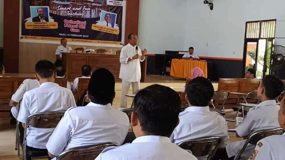 Seminar Smart and Fun Teaching: Kunci Menjadi Guru Cerdas dan Menyenangkan