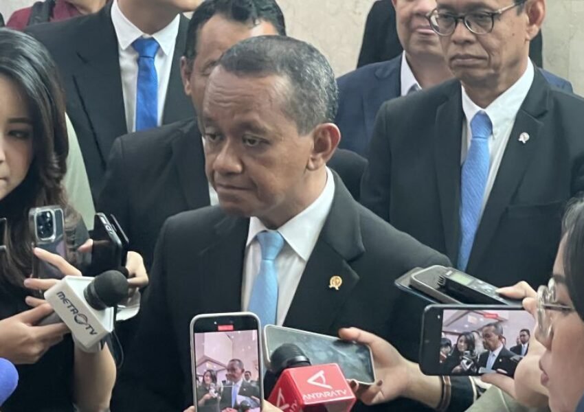 Bahlil Bantah Pernyataan Menkeu Purbaya Soal Harga Asli LPG 3 Kg