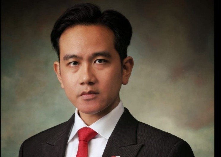 Roy Suryo Sindir 'Para-para' Fufufafa: Blunder Berbahasa di Pidato Publik
