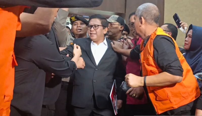 Hasto Tegaskan Tak Bertanggung Jawab atas Buronnya Harun Masiku