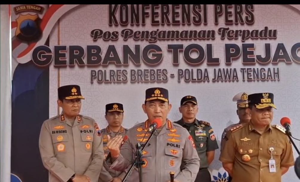 Kapolri Tinjau Kesiapan Mudik 2025 di Brebes, Luncurkan Program Valet and Ride untuk Pemudik Motor