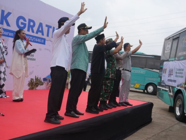 Kemenhub Lepas 21.536 Peserta Mudik Gratis Dengan Bus Dari Terminal Jatijajar Depok