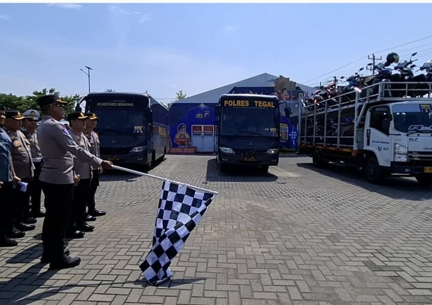 Polda Jateng Berangkatkan Pemudik Motor dengan Program Valet and Ride untuk Kurangi Kecelakaan