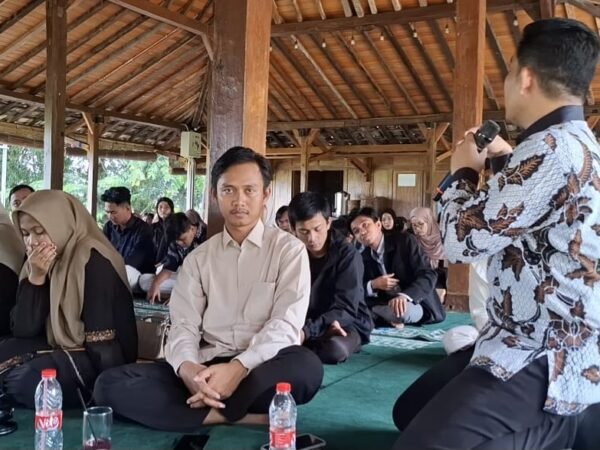 KPMDB Ajak Mahasiswa Kritis terhadap Demokrasi Prosedural