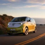 Volkswagen ID. Buzz Raih "2025 World Car Design of the Year" di NY Auto Show