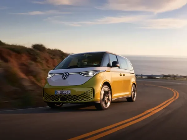Volkswagen ID. Buzz Raih “2025 World Car Design of the Year” di NY Auto Show